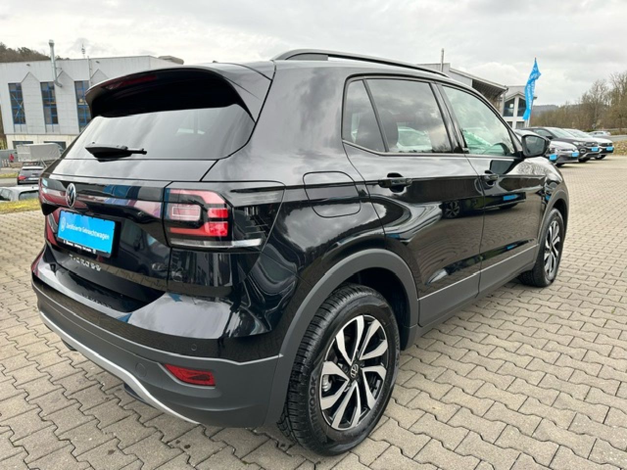 Volkswagen T-Cross Active 1.5 TSI DSG - Samsaru's Car Outlet