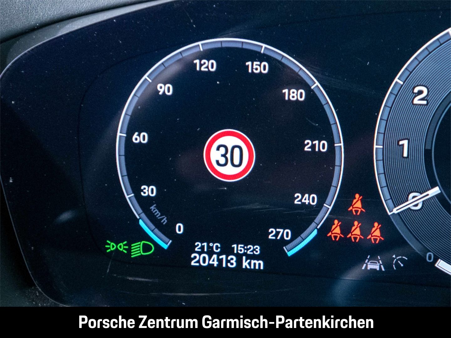 Porsche Cayenne E-Hybrid 360Kamera HUD hinten LenkradHZG