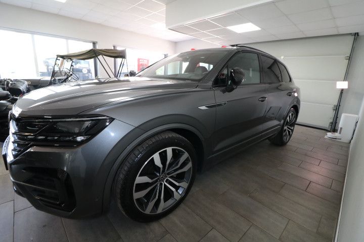 Volkswagen Touareg 3.0 TDI R-Line Black Style Matrix DYNAUD