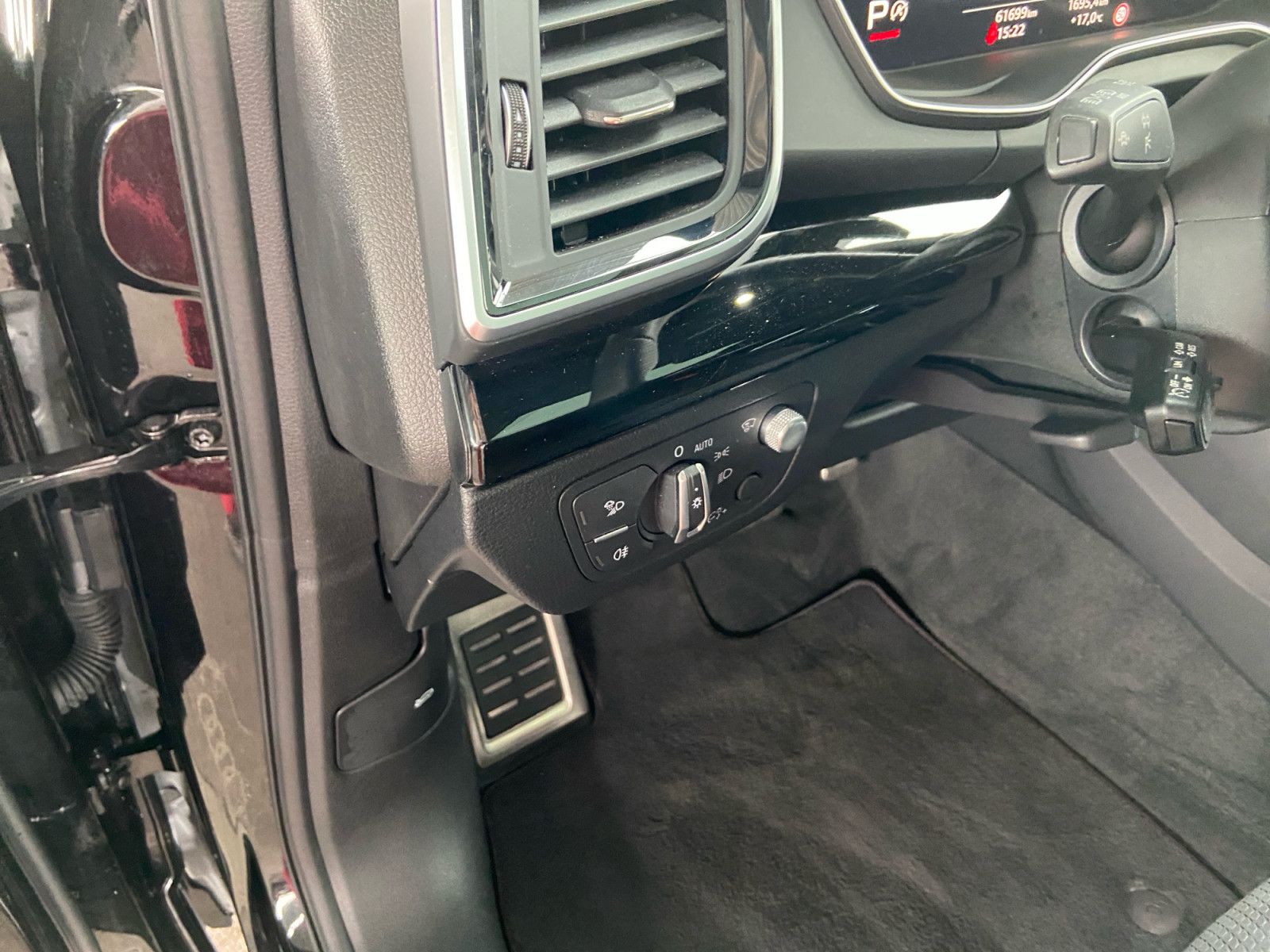 Audi Q5 45TFSI quattro tip-trc S-Line Standh Pano HUD