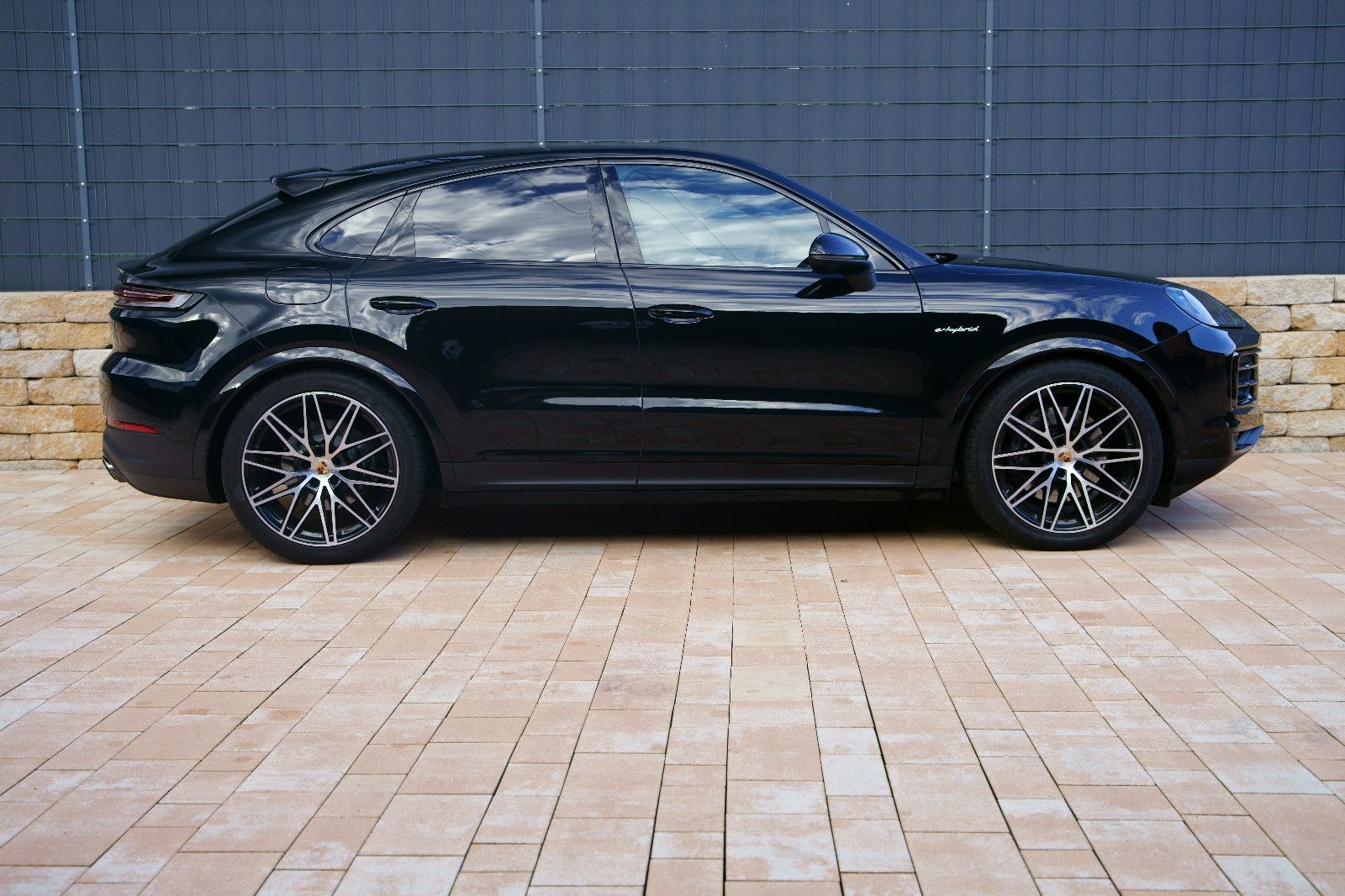 Porsche Cayenne Coupe E-Hybrid *P-DISPLAY*HEADUP*18W*ACC