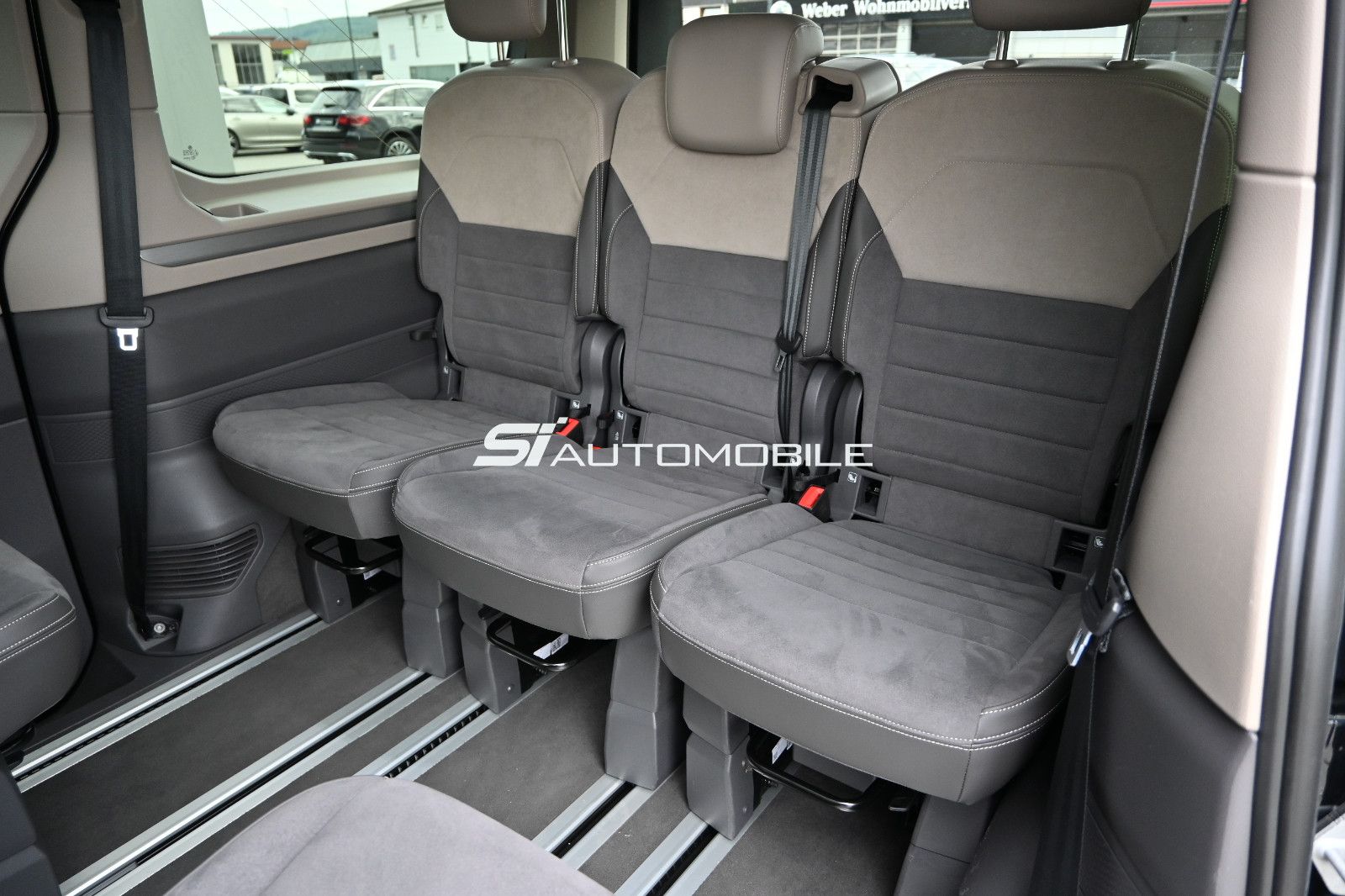 Volkswagen T7 Multivan 2.0 TDI DSG Style - Samsaru's Car Outlet