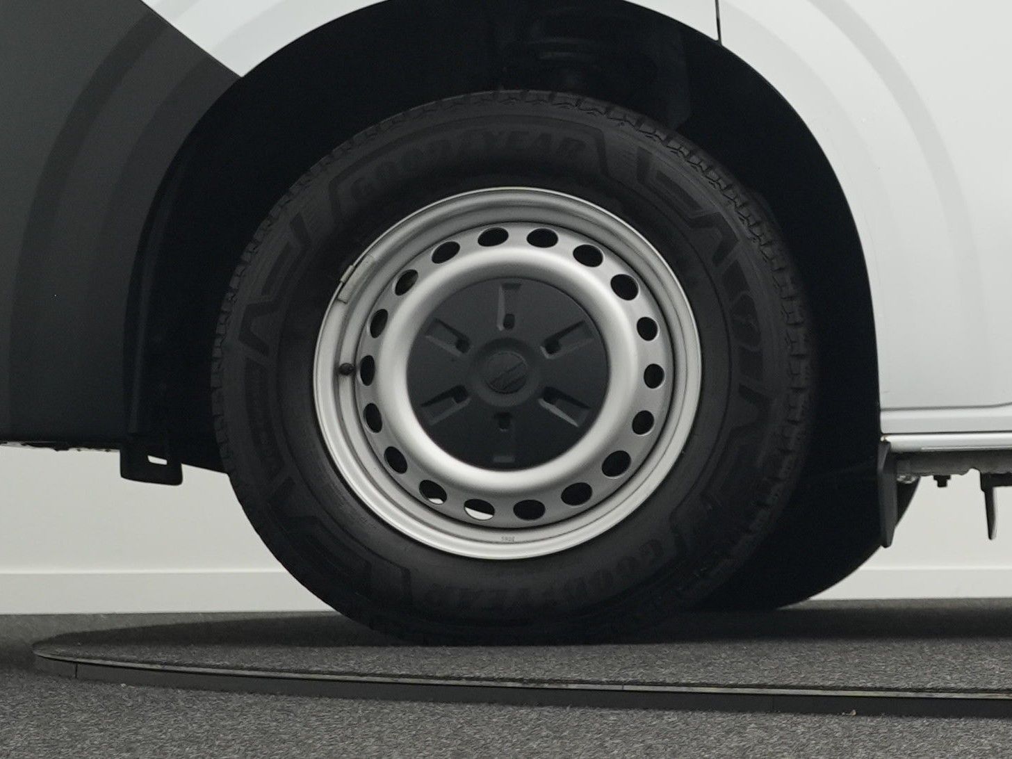 Volkswagen T7 Kasten Transporter LR/Lang 2.0 TDI *LED*KAM*