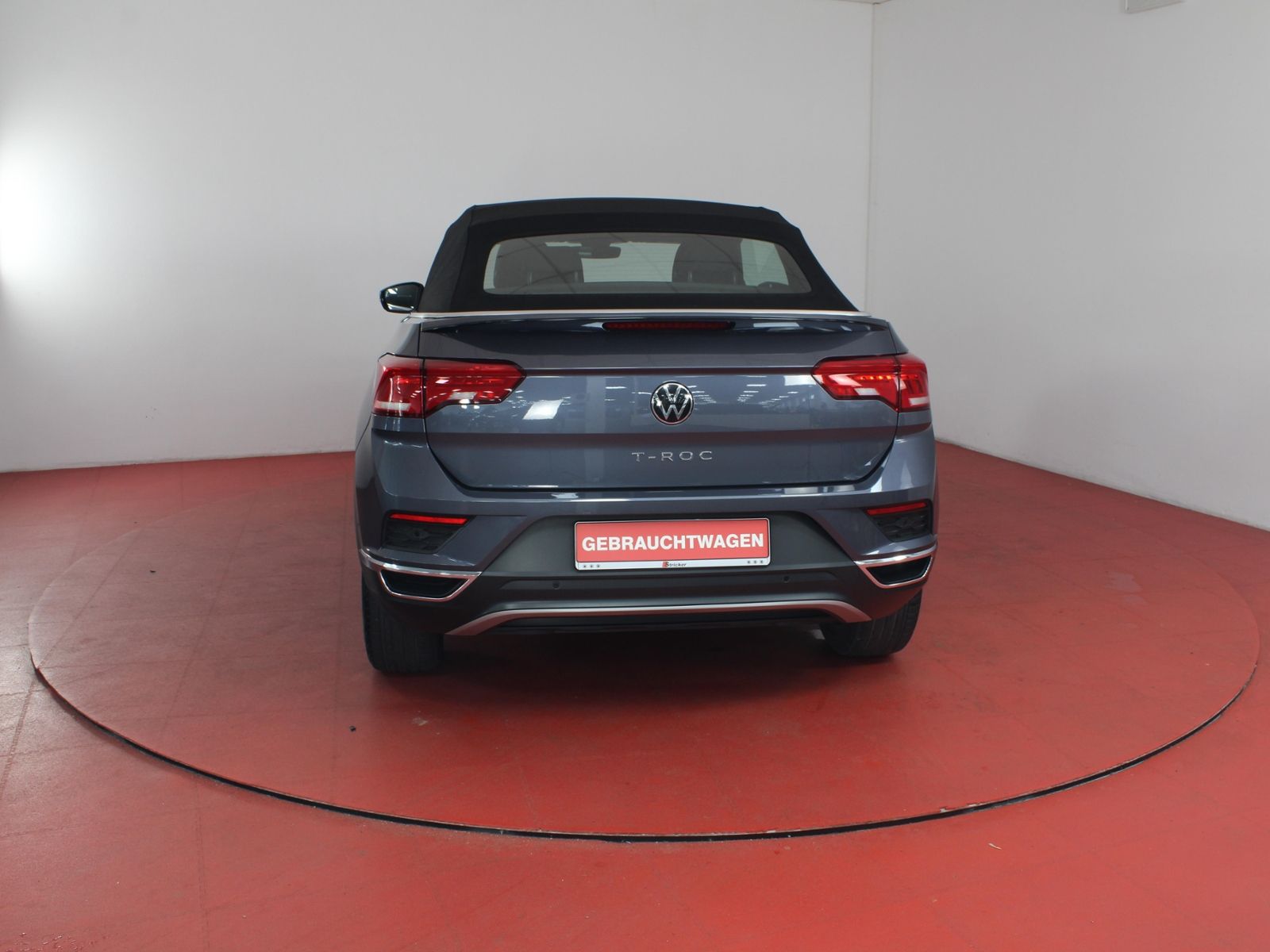 Volkswagen T-Roc 1.0 TSI - Samsaru's Car Outlet
