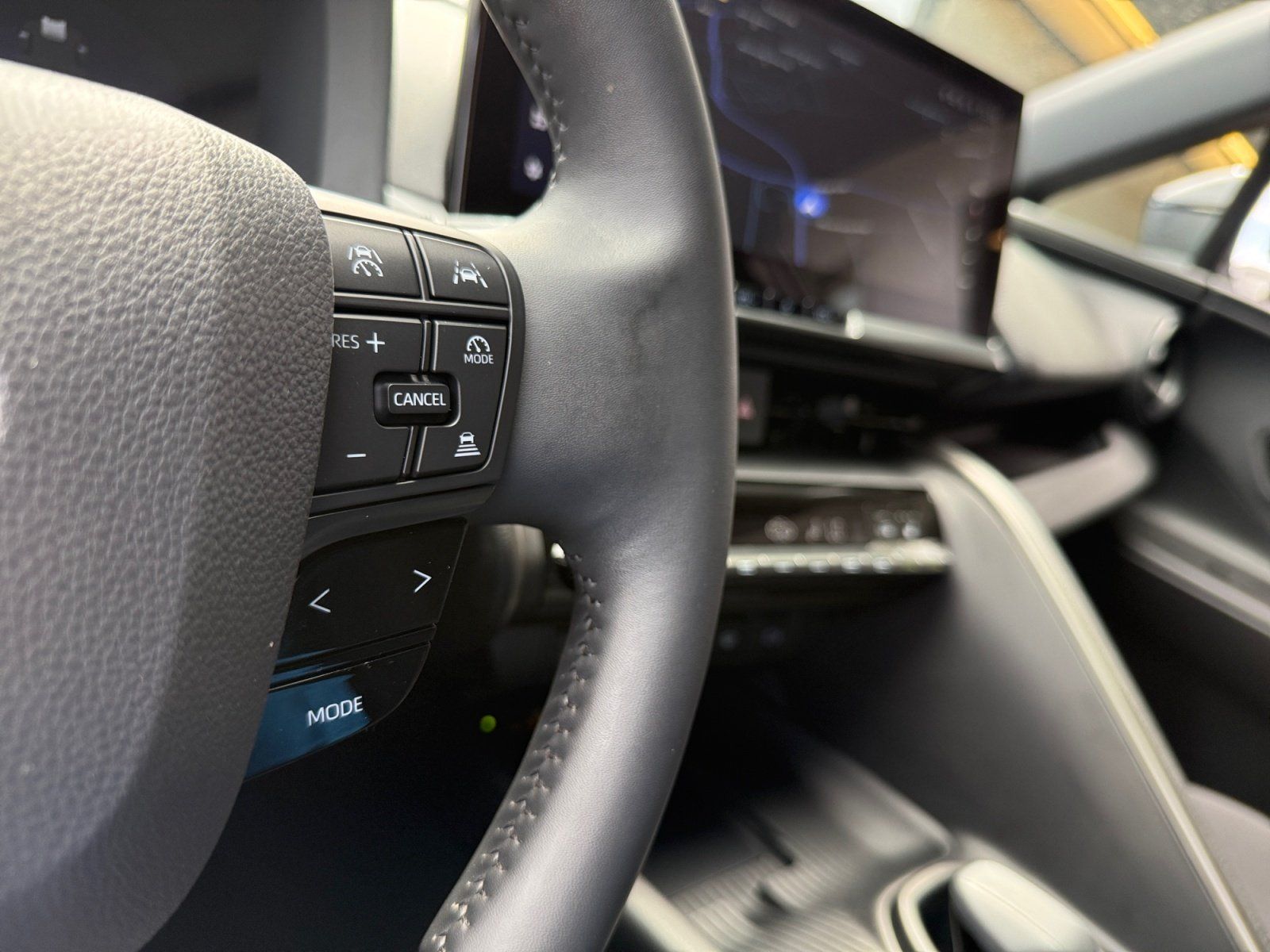 Toyota C-HR 1.8 l Hybrid 4x2 Teamplayer *SHZ*LHZ*NAVI*