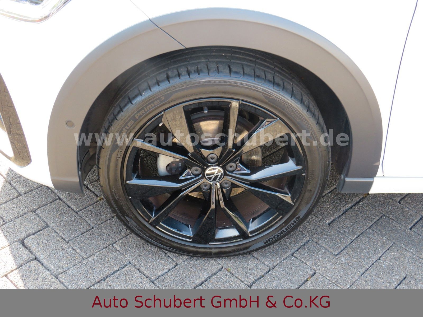 Volkswagen Taigo 1.5 TSI DSG R-Line - Samsaru's Car Outlet