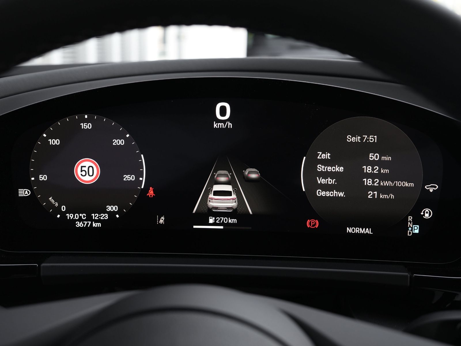 Porsche Macan 4 - Samsaru's Car Outlet