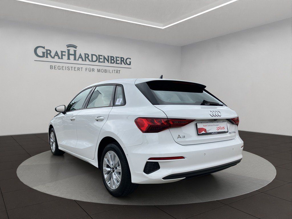 Audi A3 Sportback 40 TFSIe S tronic LED ACC AHK Navi