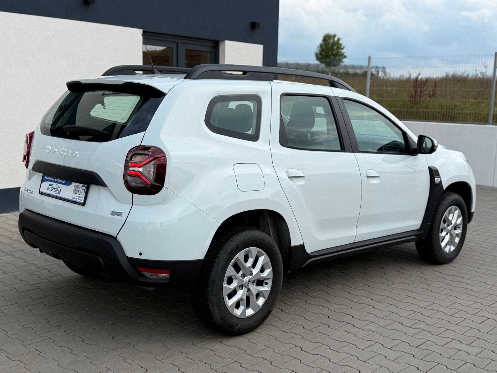 Dacia Duster II Expression 4WD - Samsaru's Car Outlet