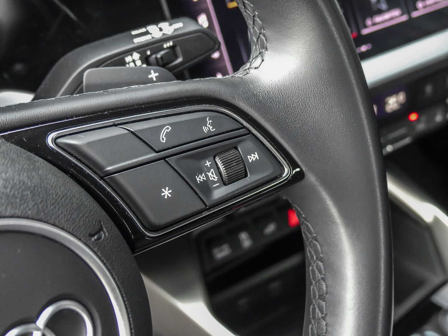 Audi A3 Sportback S line 40 TFSI e S tronic - Samsaru's Car Outlet