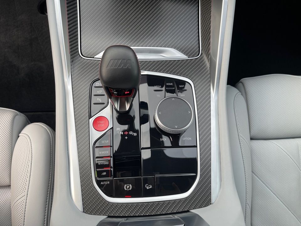 BMW XM 4.4 Sport Aut. AHK Komfortzugang Soft-Close