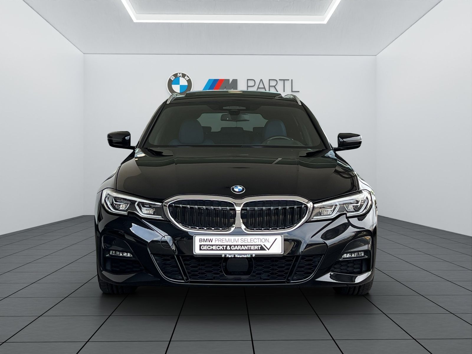 BMW 330i xDrive Touring M-Sport - Samsaru's Car Outlet