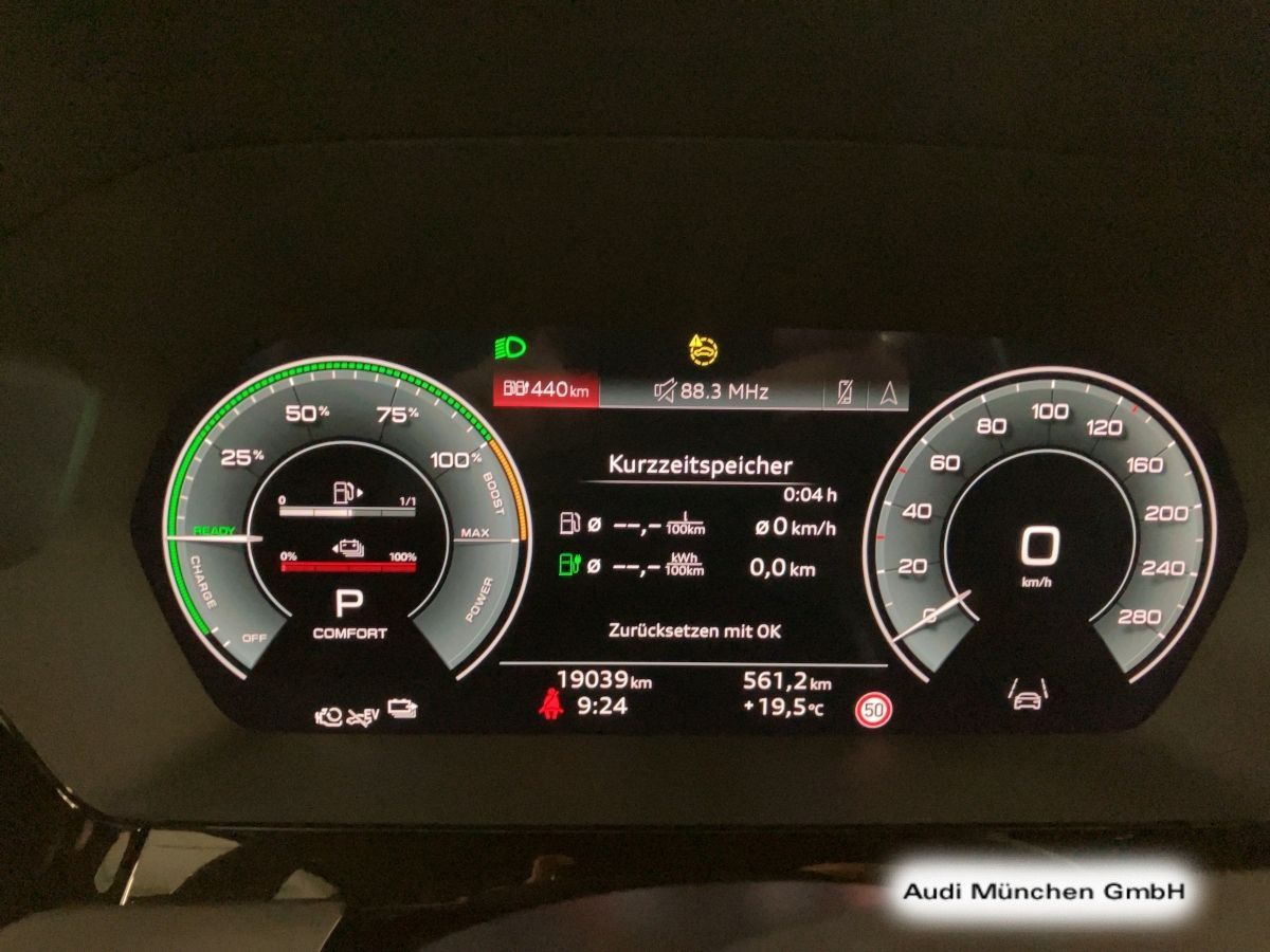 Audi A3 Sportback TFSI e Advanced 40 e 150(204) kW(PS