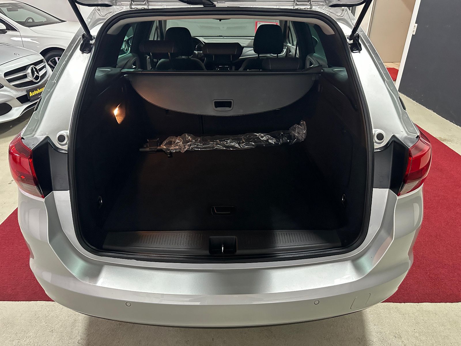 Opel Astra K Sports Tourer Edition - Samsaru's Car Outlet