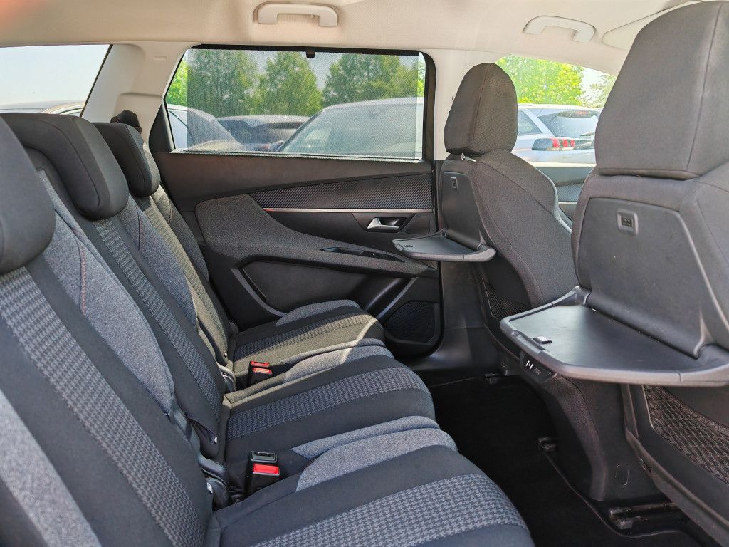 Peugeot 5008 BlueHDI 130 EAT8 KOMFORTSITZ - Samsaru's Car Outlet