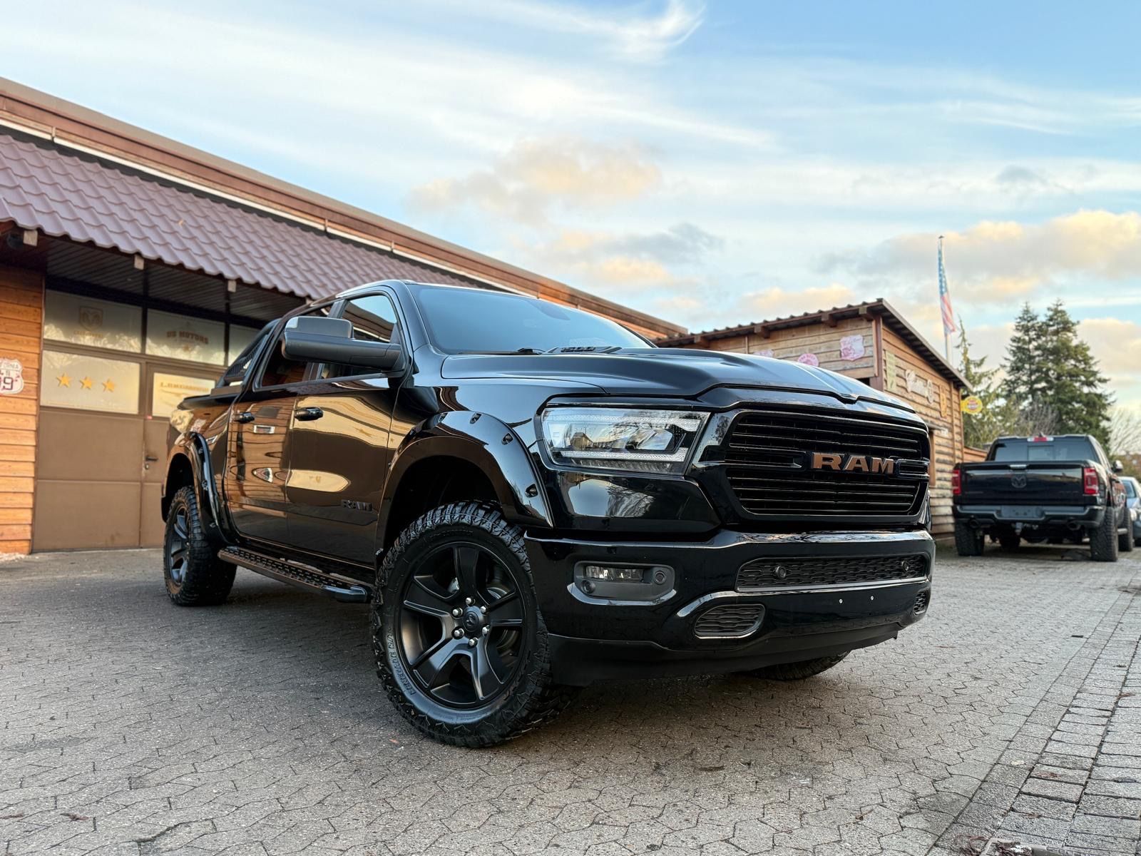 Dodge SPORT*NIGHT*OFFROAD*LIFT*AHK*NAVI*BÜGEL*GARANTIE