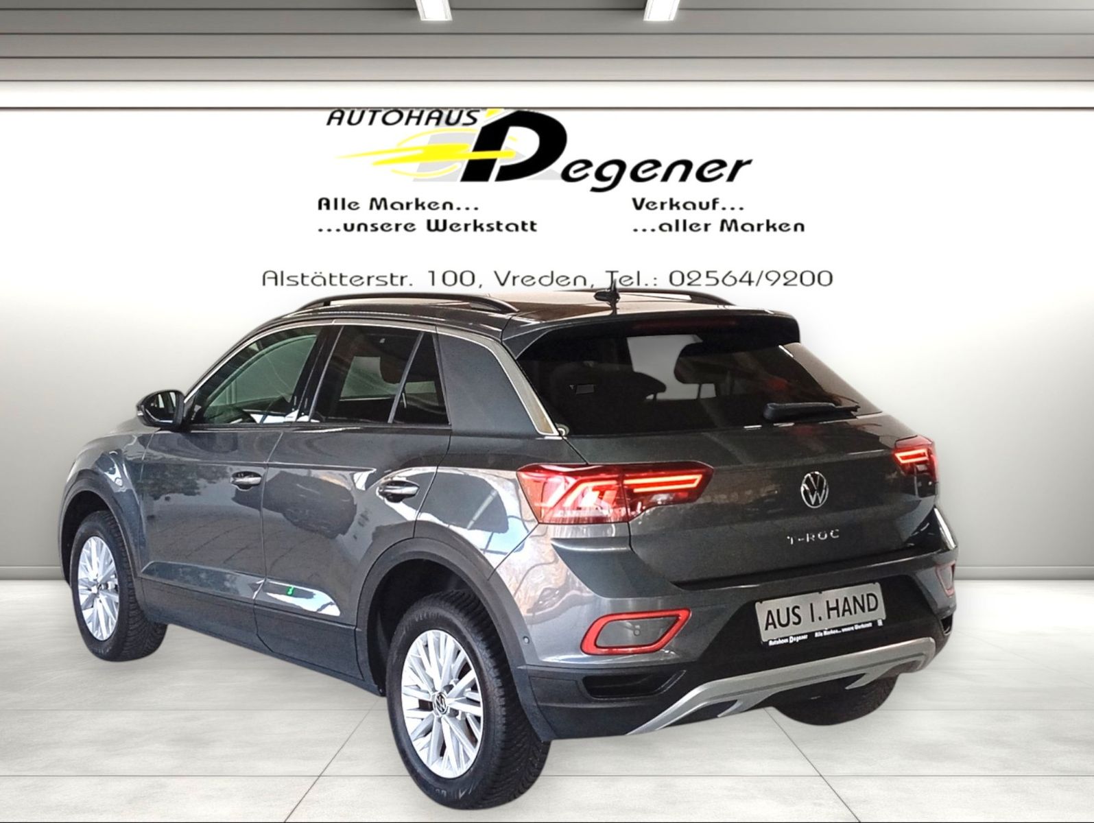 Volkswagen T-Roc - Samsaru's Car Outlet