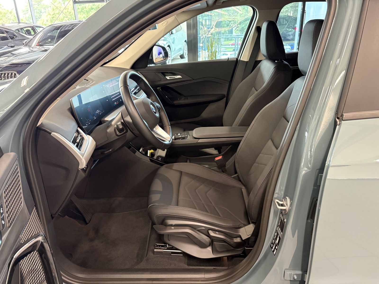 BMW X1 xDrive23d - Samsaru's Car Outlet