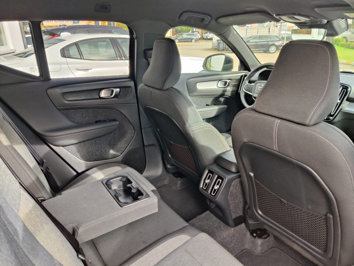 Volvo XC40 B3 Plus Dark 8-fach Aktionspreis