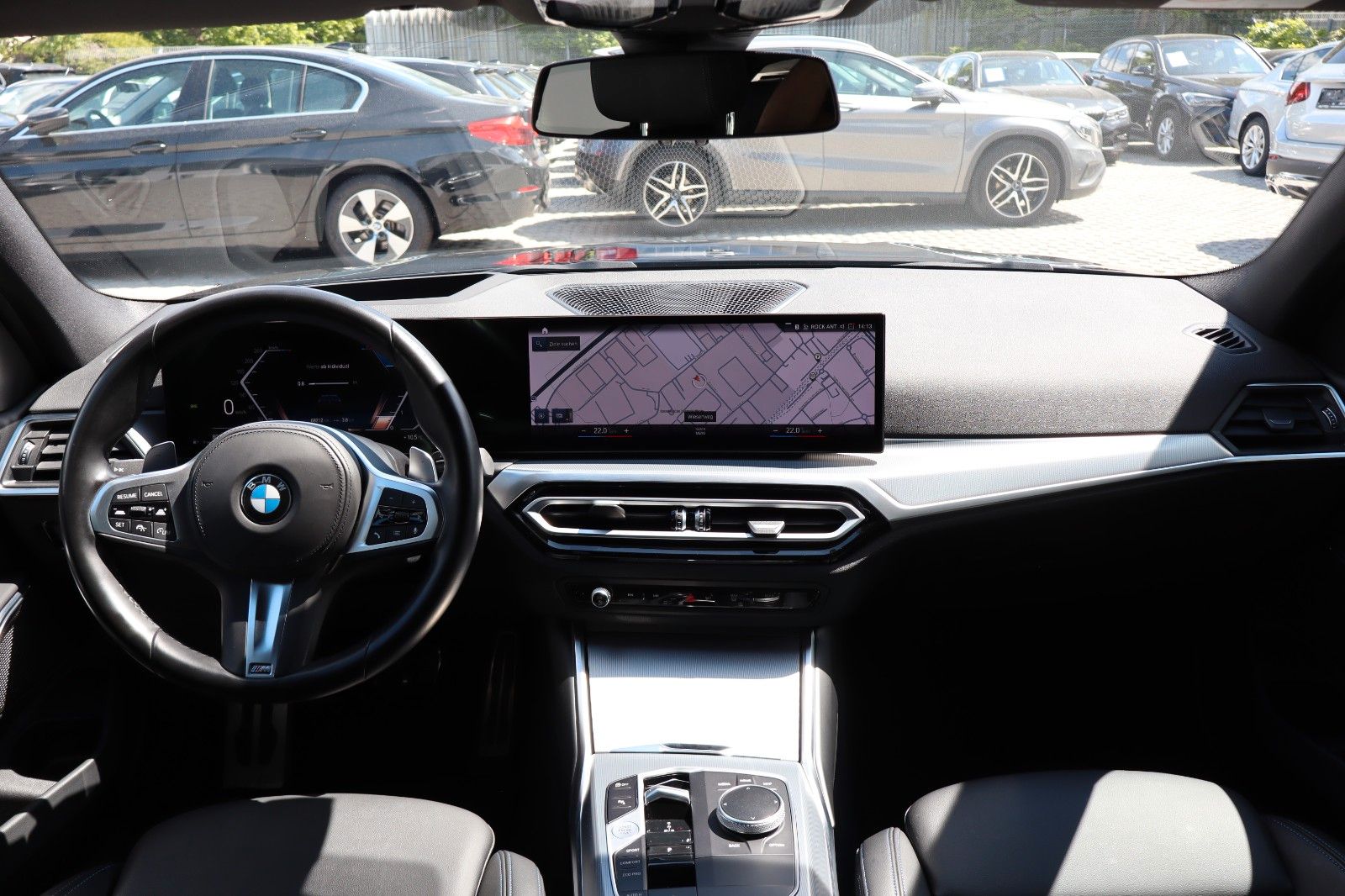 BMW 3 Lim. 320 d xDrive M Sport - Samsaru's Car Outlet