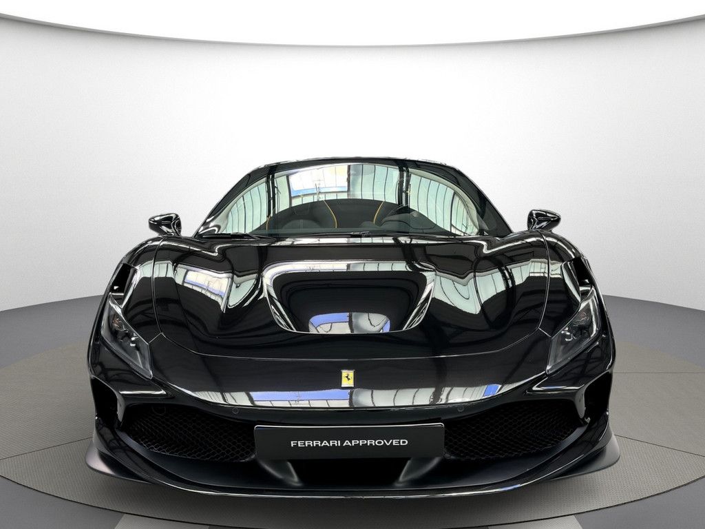 Ferrari F8 Spider - Samsaru's Car Outlet