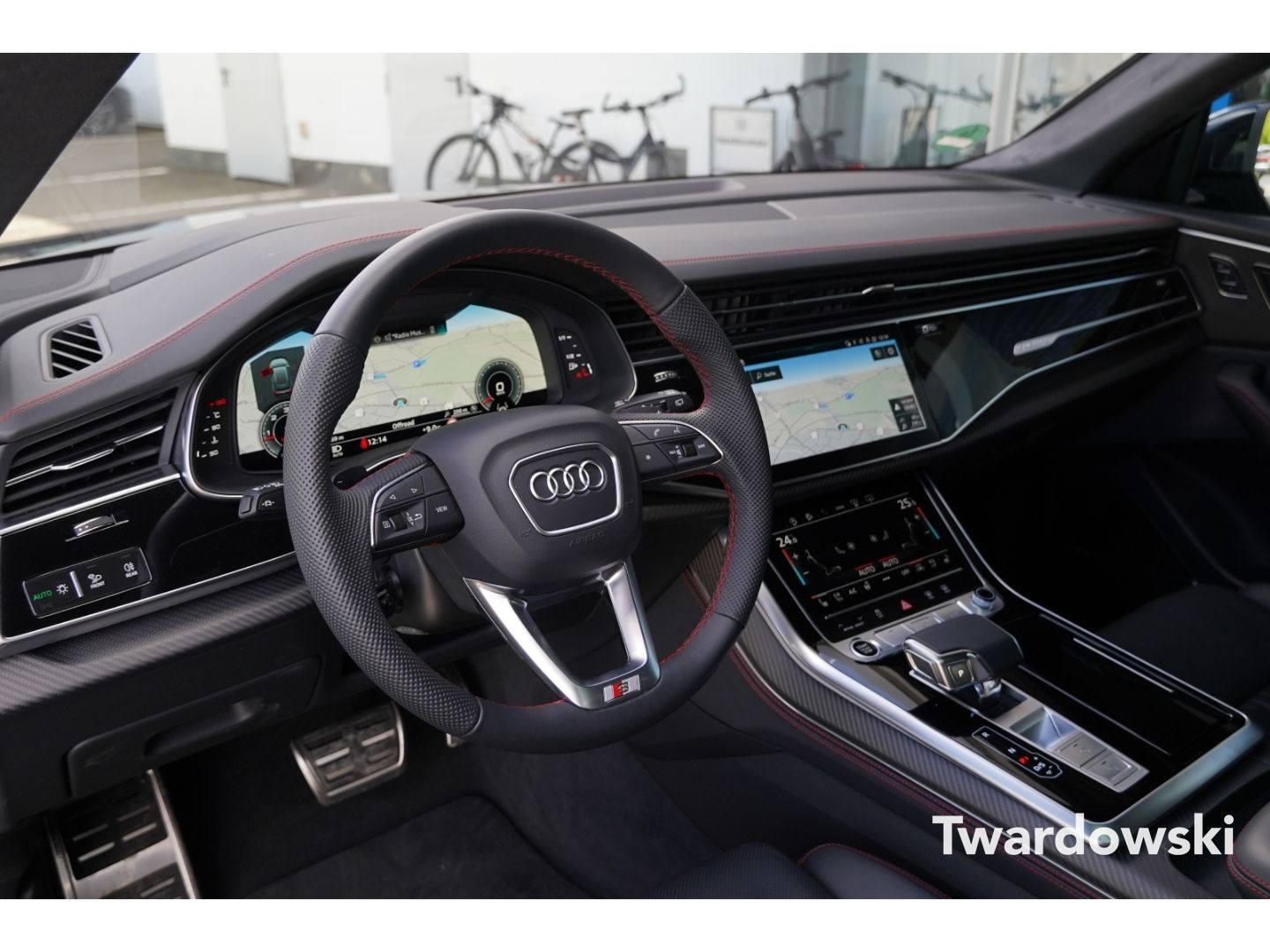 Audi Q8 50 TDI S line Pano HUD Matrix 23''B&O AHK 360