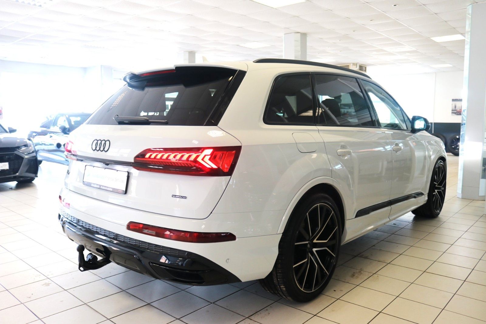 Audi Q7 50 TDI competition plus Laser HUD 7-Sitzer