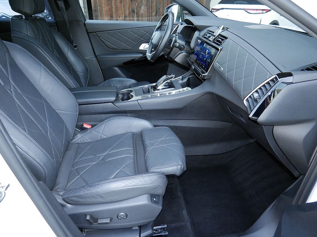 DS Automobiles DS 7 Crossback E-Tense La Premiere 4x4 LED PANO