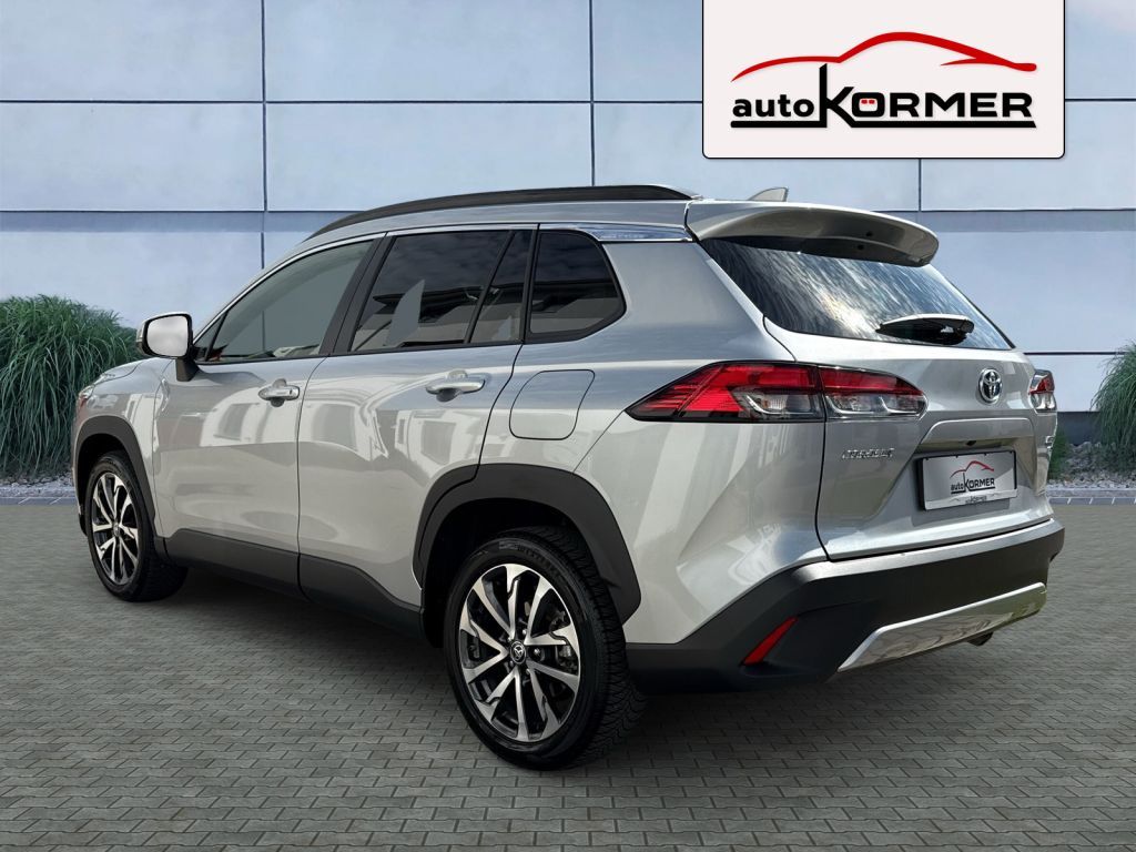 Toyota Corolla Cross 2.0 Hybrid 4x2 Teamplayer sofort