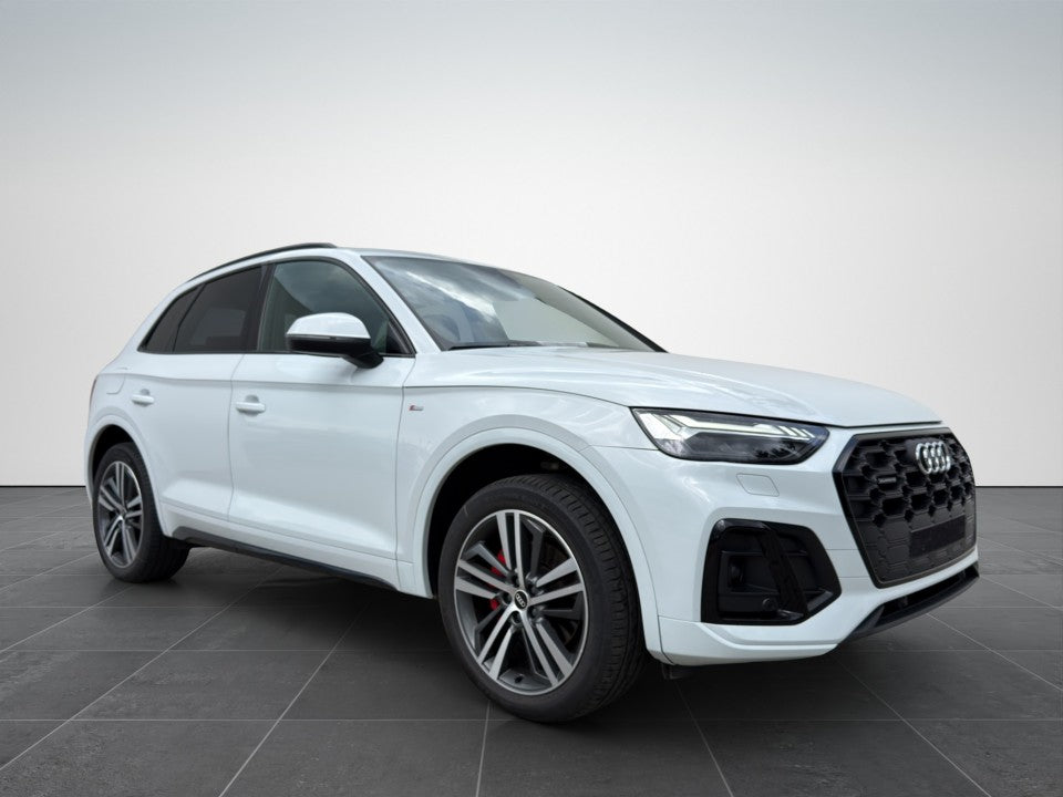 Audi Q5 S line 2.0 TDI 204 CP quattro S tronic Matrix LED Pano B&O Virtual Cockpit 2020