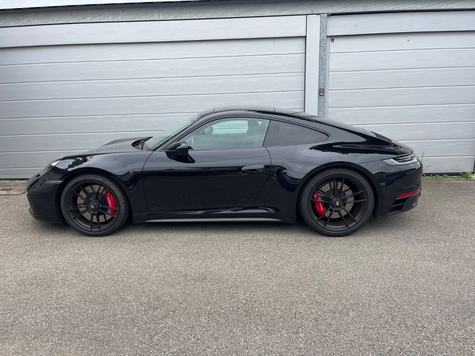 Porsche 992 4 GTS Coupe - Samsaru's Car Outlet