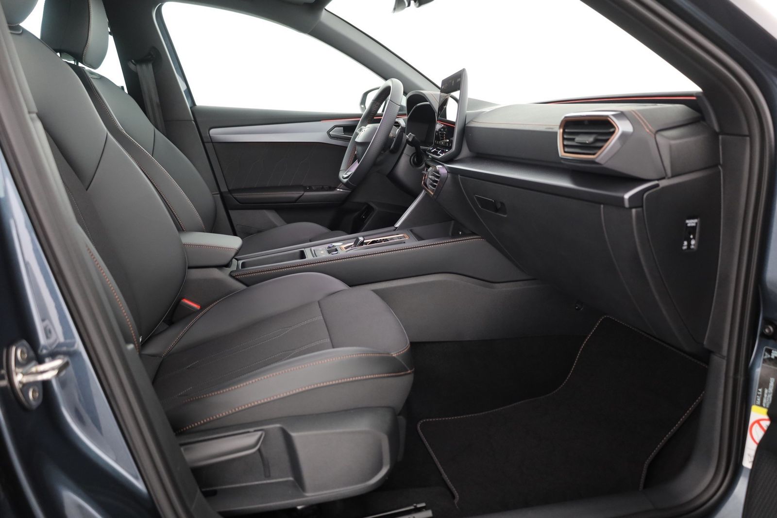 Cupra Leon ST 2.0 TDI DSG - Samsaru's Car Outlet