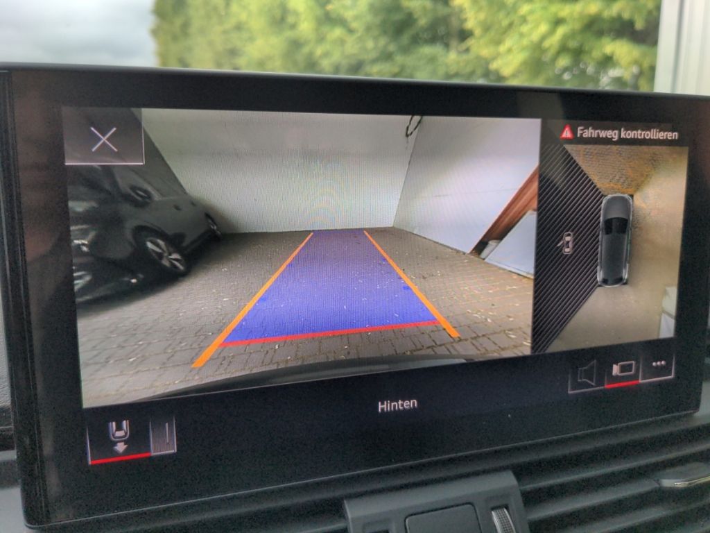 Audi Q5 50 TFSI e quattro S line - Samsaru's Car Outlet