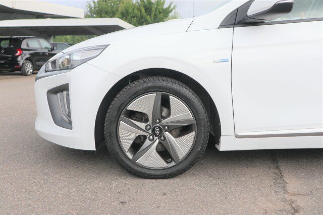 Hyundai IONIQ 1,6 GDI Trend-Paket Hybrid - Samsaru's Car Outlet