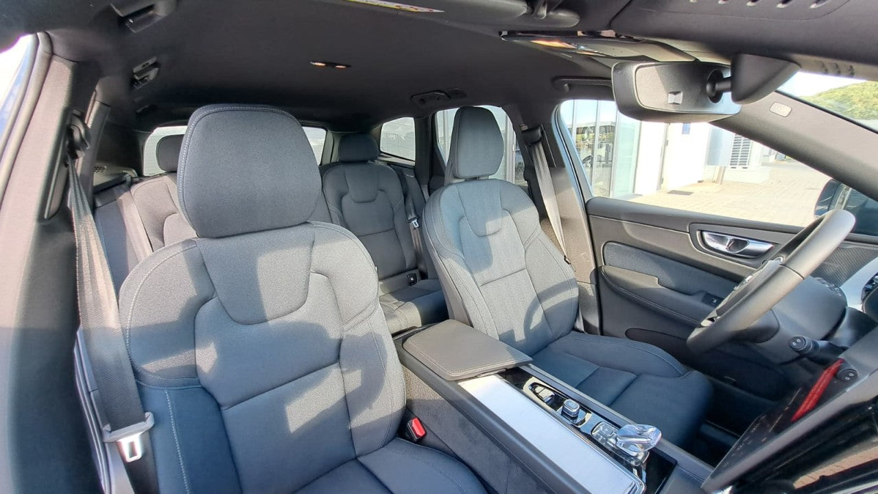 Volvo XC 60 XC60 Plus Bright T6 AT8 eAWD
