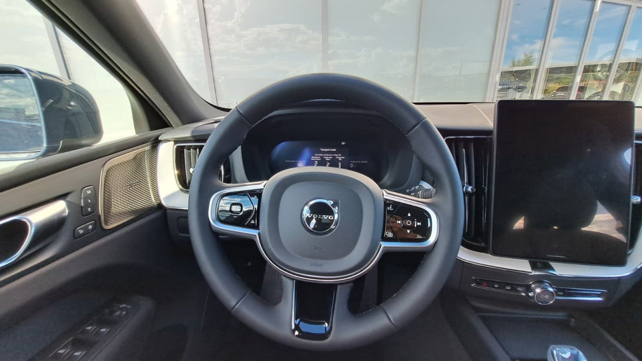 Volvo XC 60 XC60 Plus Bright T6 AT8 eAWD