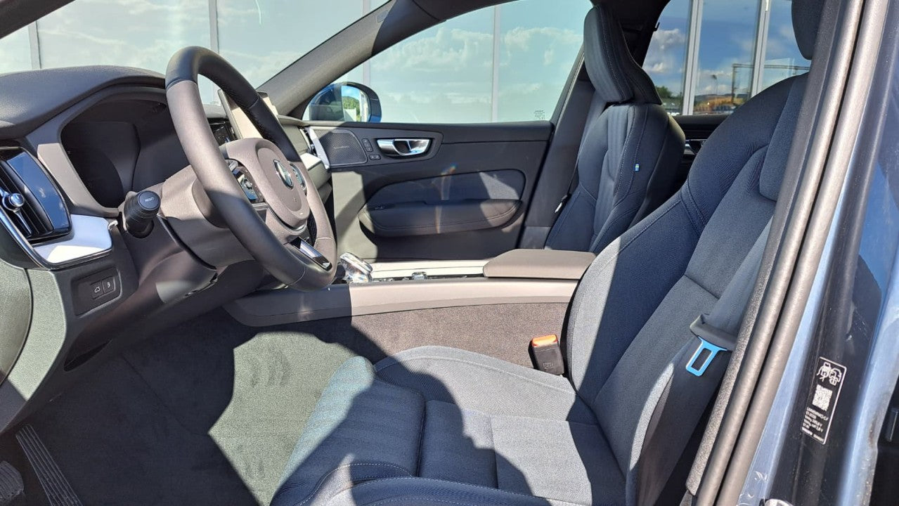 Volvo XC 60 XC60 Plus Bright T6 AT8 eAWD
