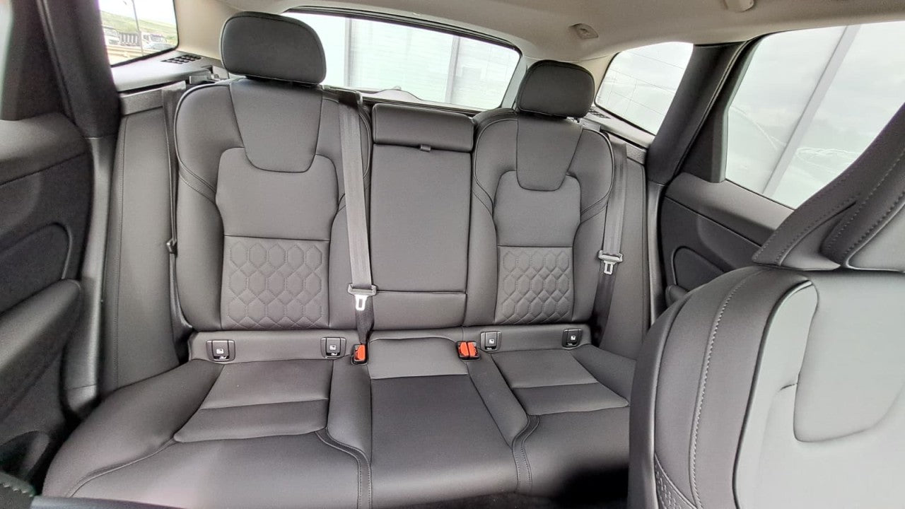 Volvo XC 60 XC60 Core B5 (P) AT8 AWD
