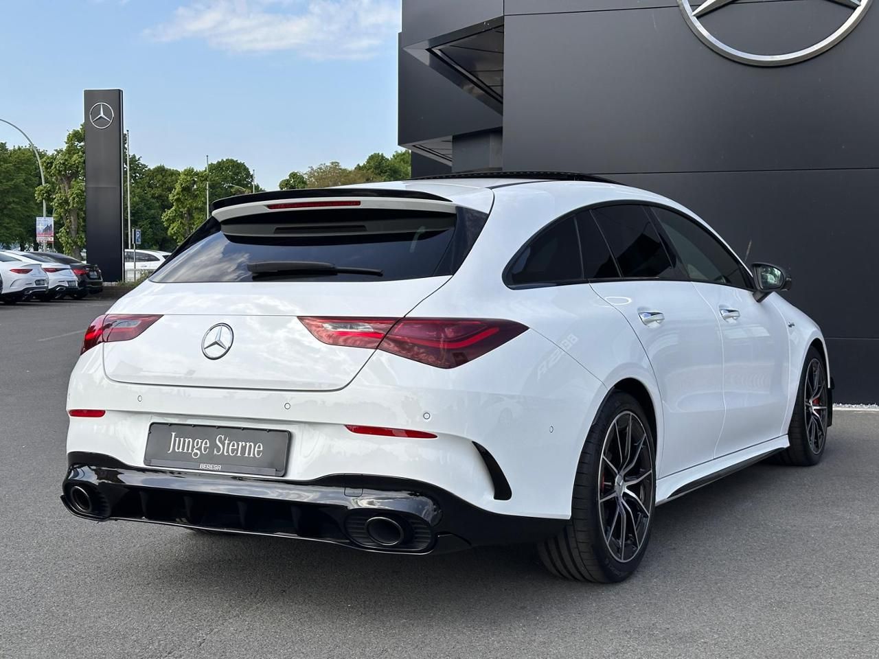 Mercedes-Benz CLA 35 AMG SB 4M - Samsaru's Car Outlet