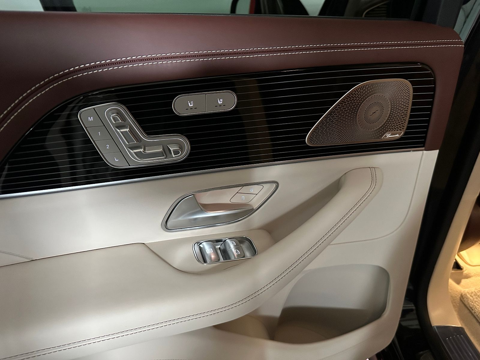 Mercedes-Benz GLS 600 Maybach - Samsaru's Car Outlet