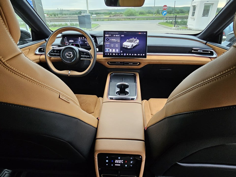 Mazda 6e