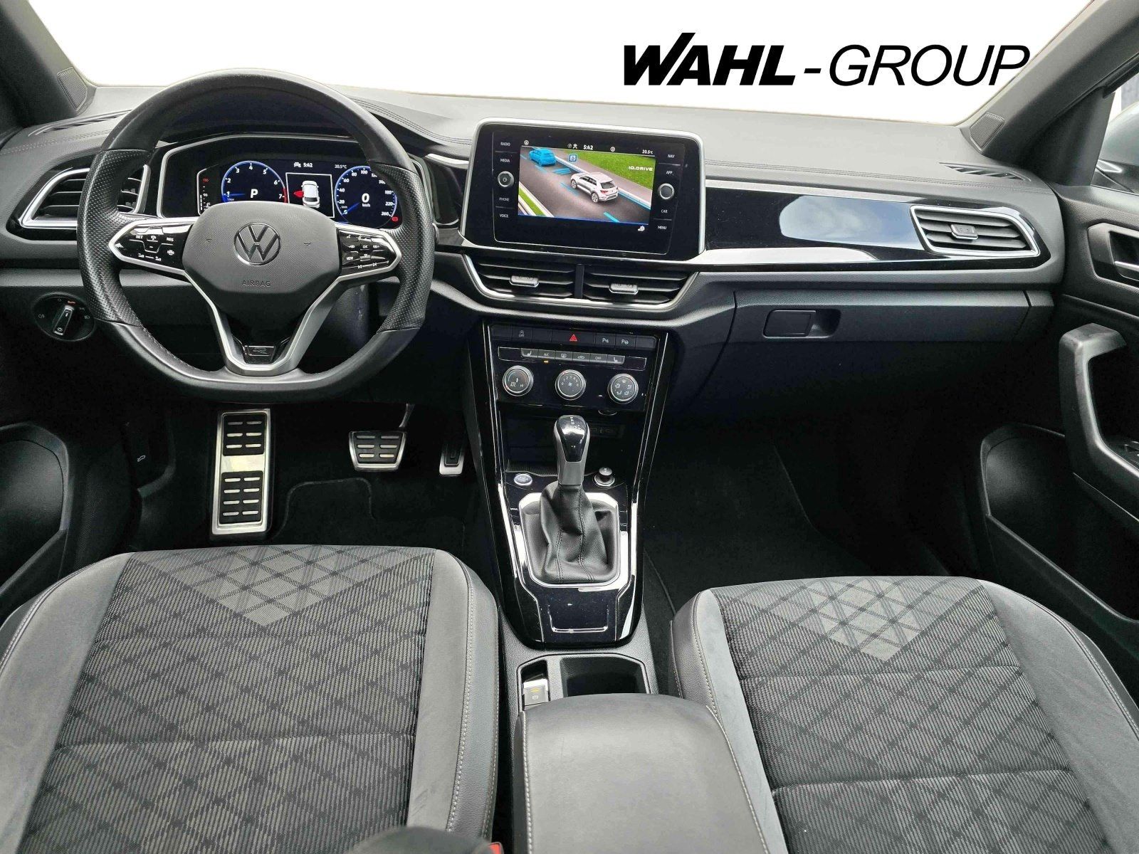 Volkswagen T-Roc 1.5 TSI R-LINE DSG - Samsaru's Car Outlet