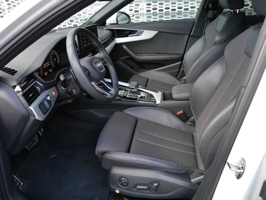 Audi A4 Avant 40 TDI quattro S line - Samsaru's Car Outlet