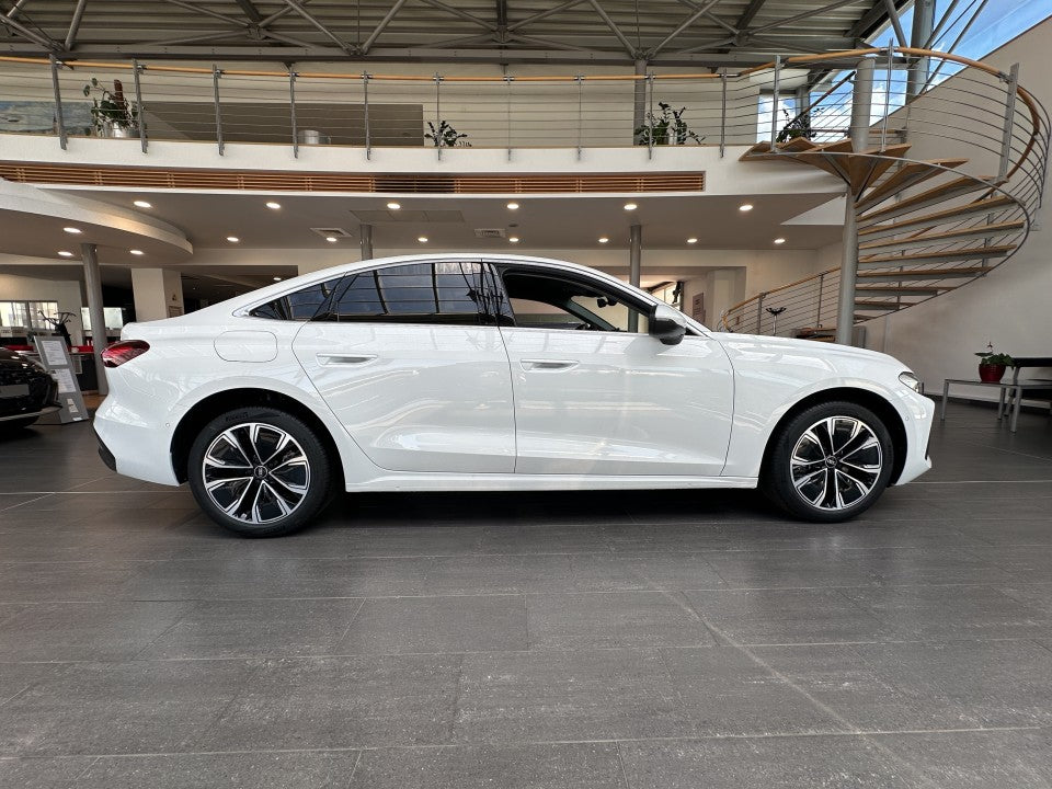 Audi A5 Limuzina