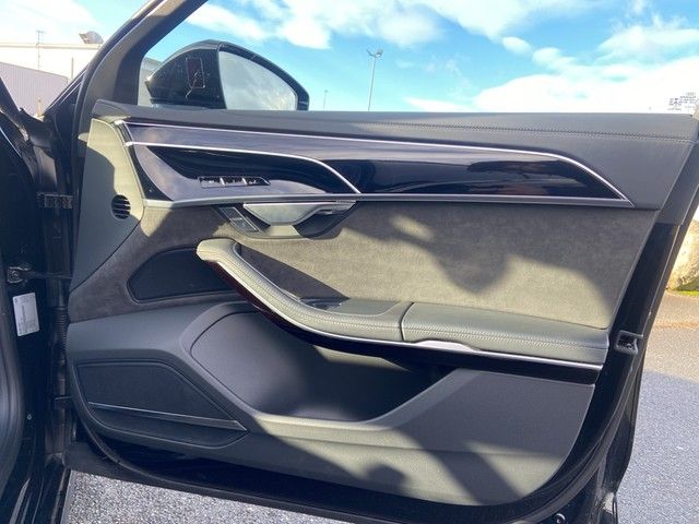 Audi A8 50TDI quattro - Samsaru's Car Outlet