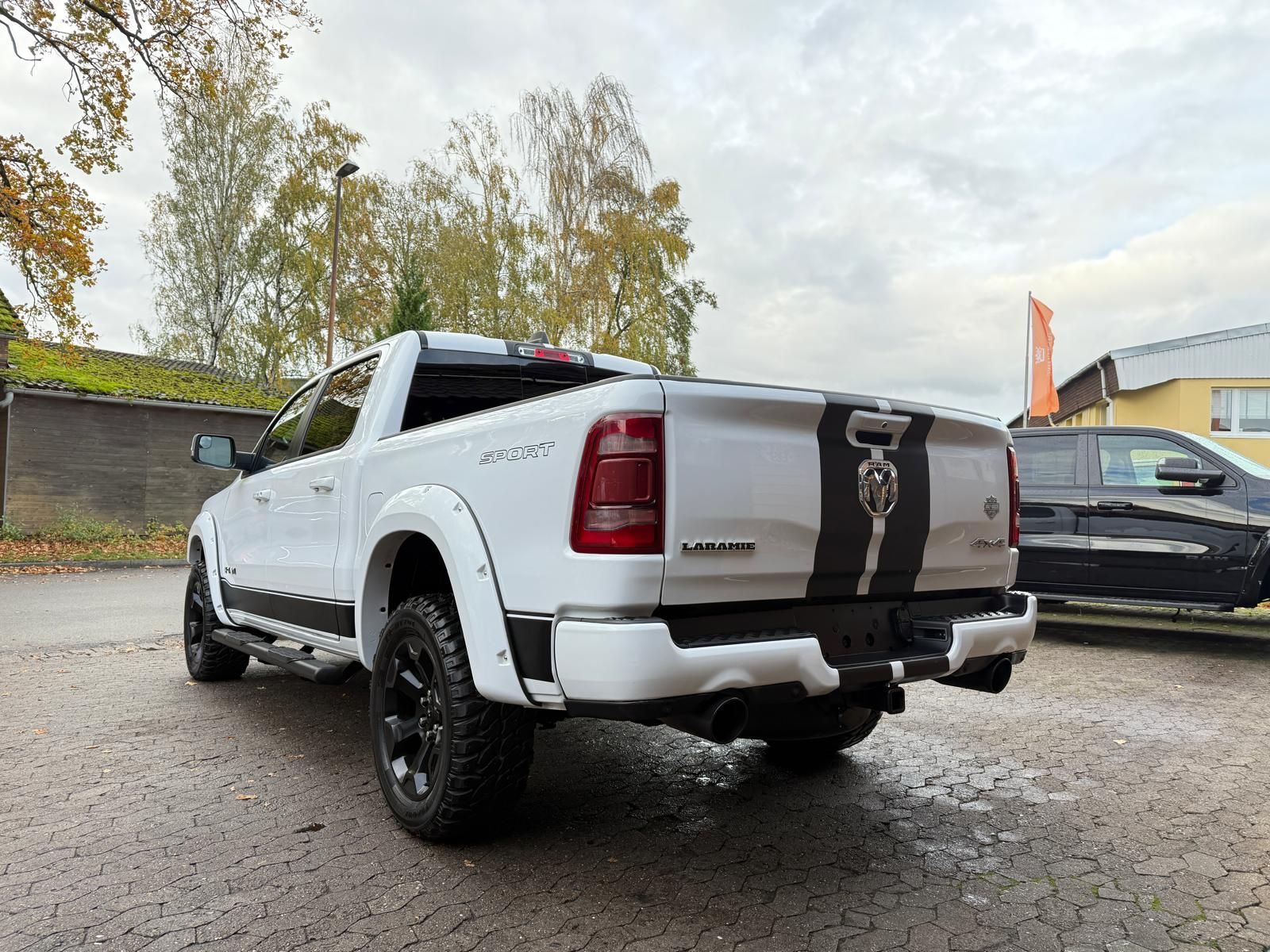 Dodge LPG*GT*SPORT*12"RADIO*PANO*OFFROAD*BÜGEL*