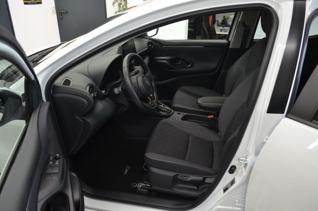 Toyota Yaris 1,5 Hybrid Team DK*COMFORT-P*TECHNIK-P+TZ