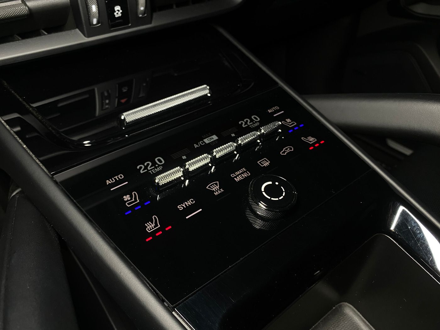 Porsche Cayenne E-Hybrid Coupe | InnoDrive | AHK | BOSE