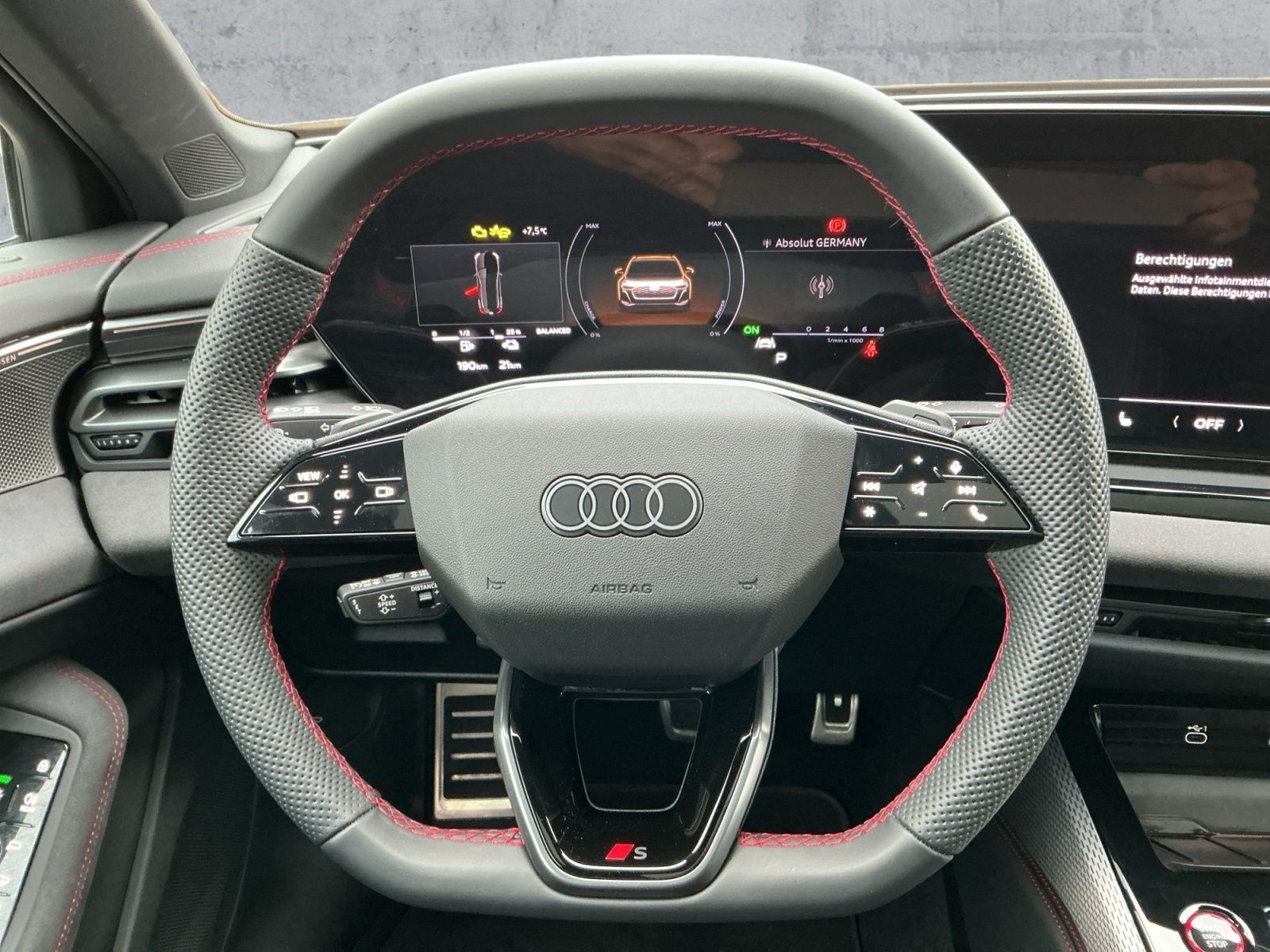Audi A5 Avant e-hybrid 220kW S-LINE MATRIX+B&O+PANO