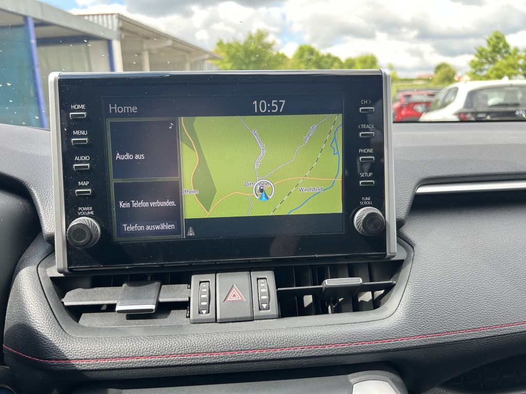 Toyota RAV 4 Plug-in-Hybrid - Samsaru's Car Outlet